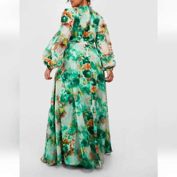 Maxi - Picture 4 of 7